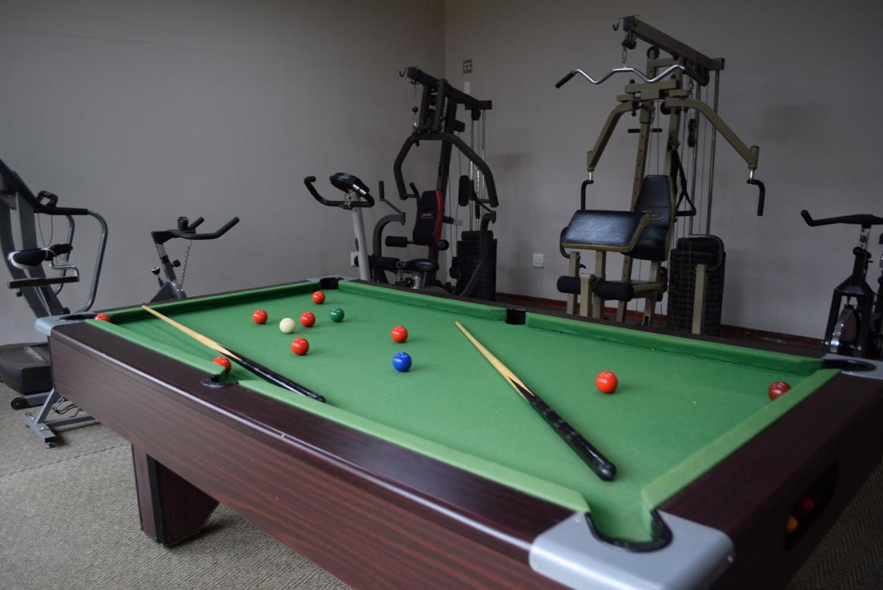 African Moon Corporate House Kempton Park Extérieur photo